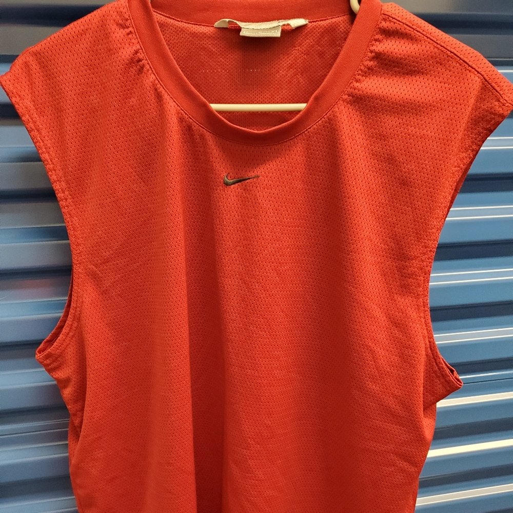 Nike sleeveless shirt.  Size large